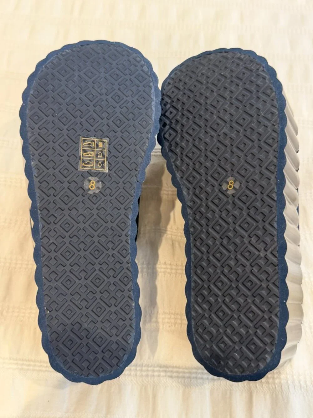 Tory Burch Scallop Satin Platform Wedge Sandals Navy Size 8
